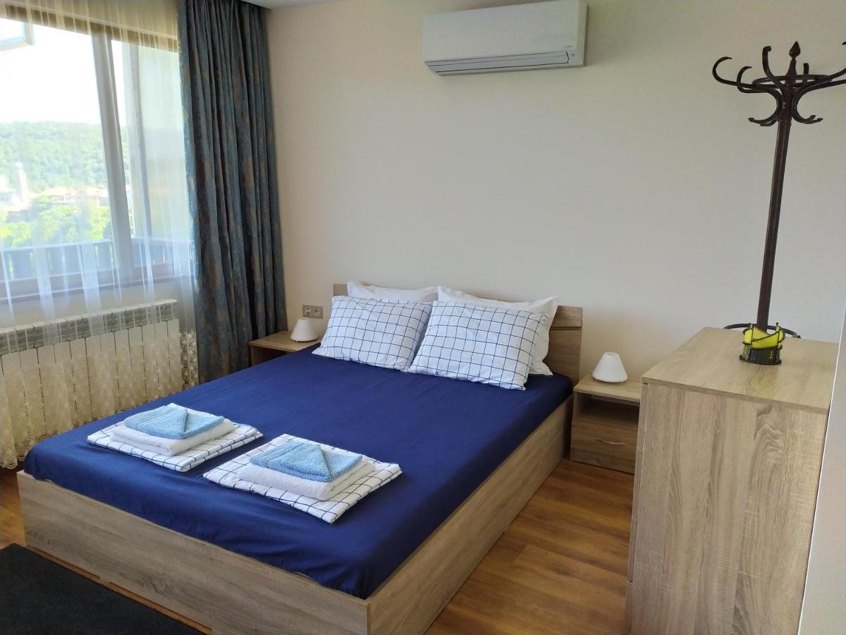 Stefi House Hotel เวลีคอเทอร์โนโว ภายนอก รูปภาพ